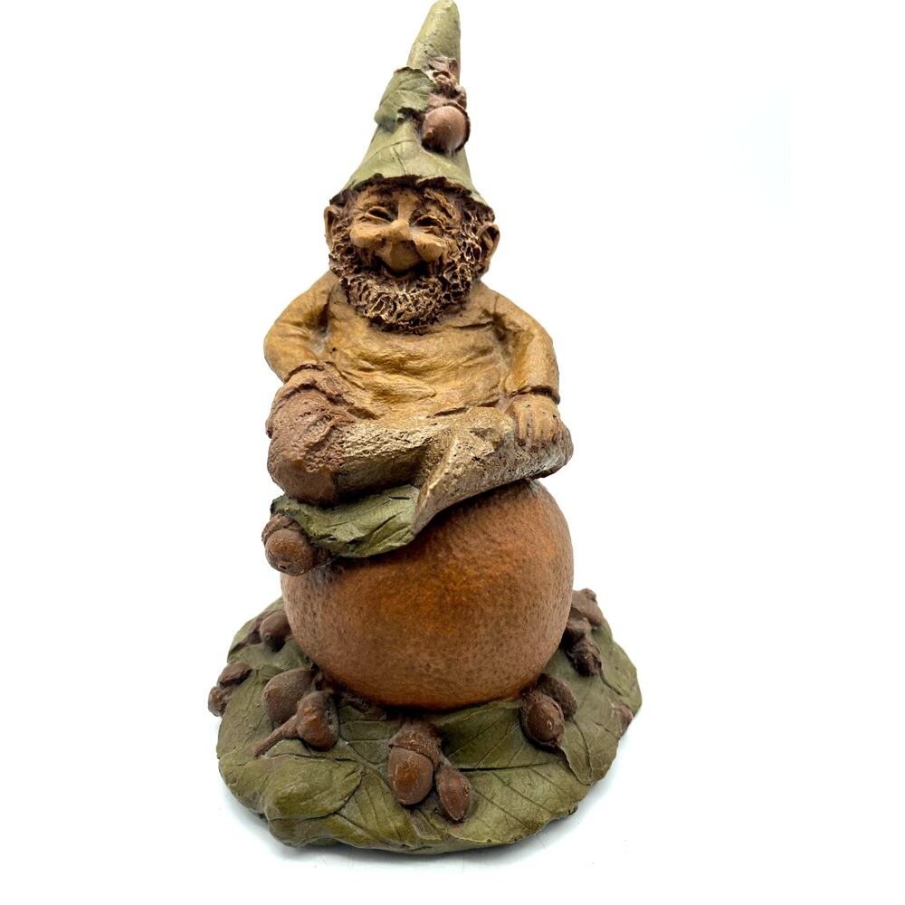 Vintage O.J. Tom Clark Gnome figurine Retired,1983, created by Cairn Studios